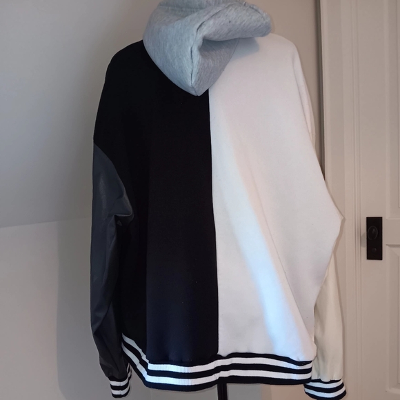 Artsy varsity jacket - Picture 5 of 10